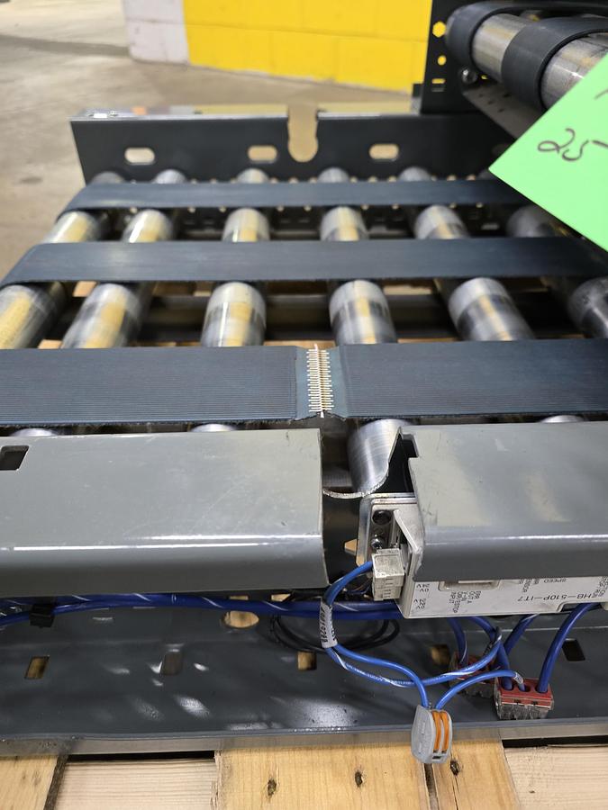 Used Intelligrated MDR Zero Pressure Accumulation Belted Zone Conveyor 22" x 25' (#413)