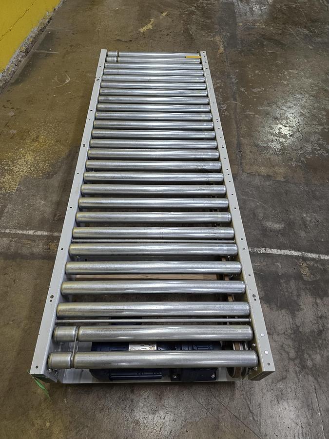 Used Hytrol 190ACC 28" x 6'6" Live Roller V-Belt Conveyor (#520)