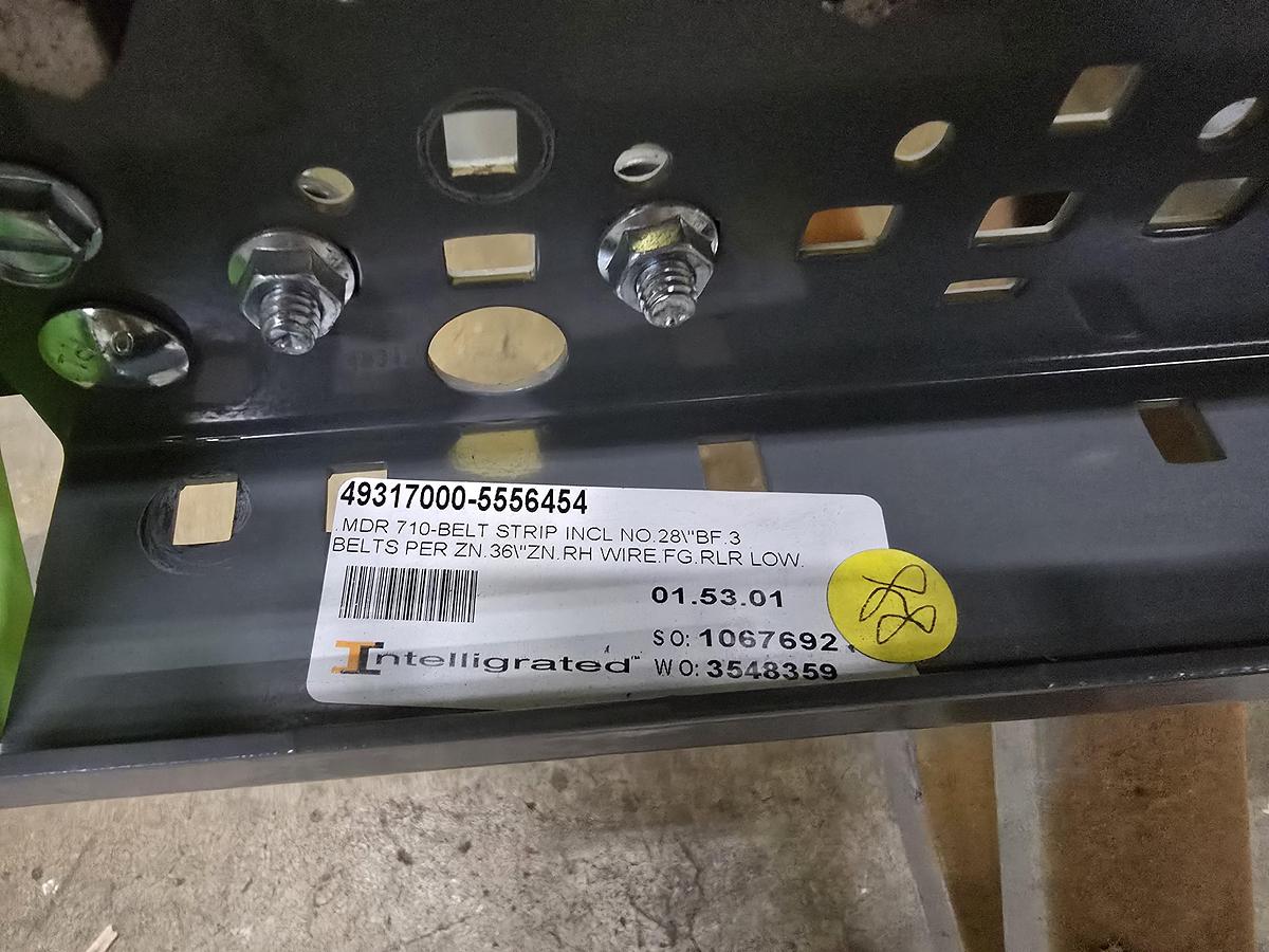 Used Intelligrated 33"bf x 37'6" MDR Belted Zero Pressure Incline/Decline Conveyor (#334)