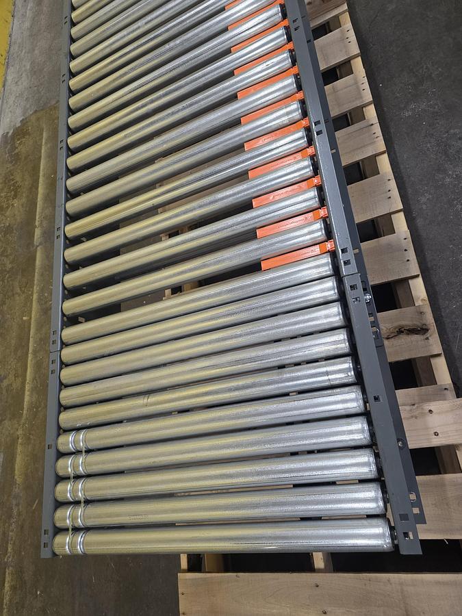 2018 Intelligrated 30.5"w x 9' Live Roller V-Belt Conveyor (526)