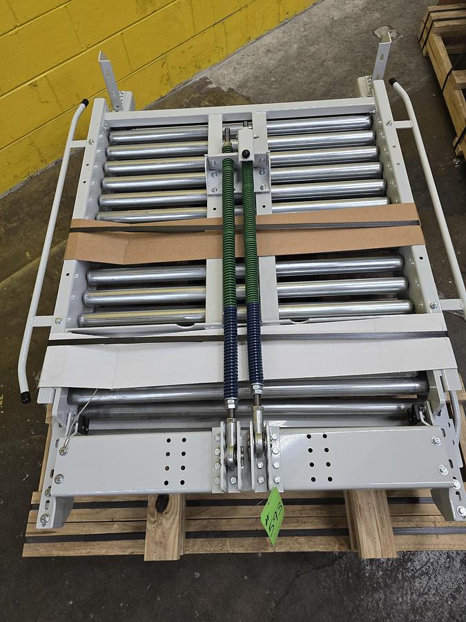 Hytrol 30" Lift Gate Conveyor (#593)