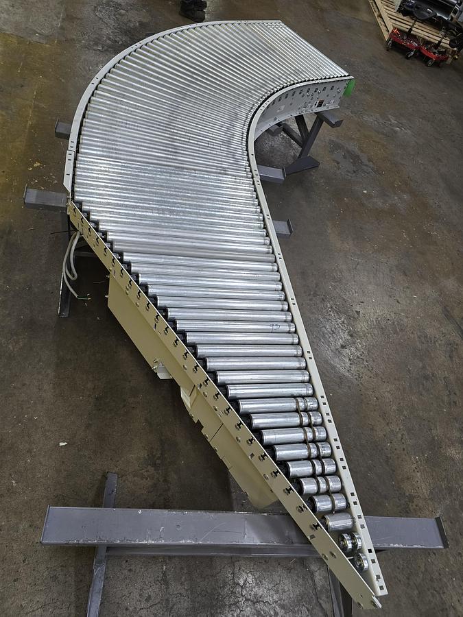 Used Intelligrated 30.5" Left Hand 30 Degree Spur 60 Degree Curve Live Roller Spur V-Belt (#353)