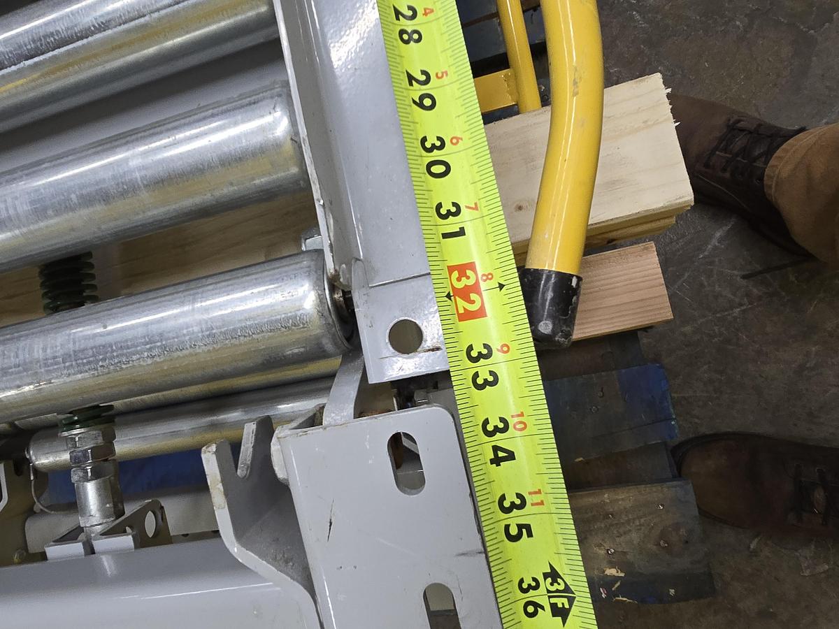 Used Hytrol MDR 24" Lift Gate Conveyor (#635)