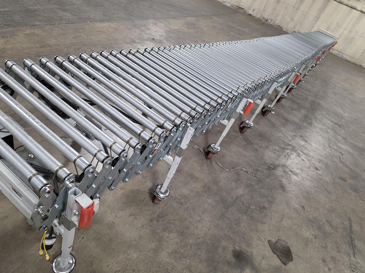 Used Roach Flexible Conveyor 30"x40' Zero pressure Accumulation (#709)