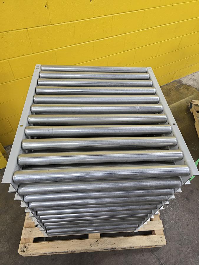 Used 2023 Intelligrated Gravity Conveyor 30.5" x 16' (#377)