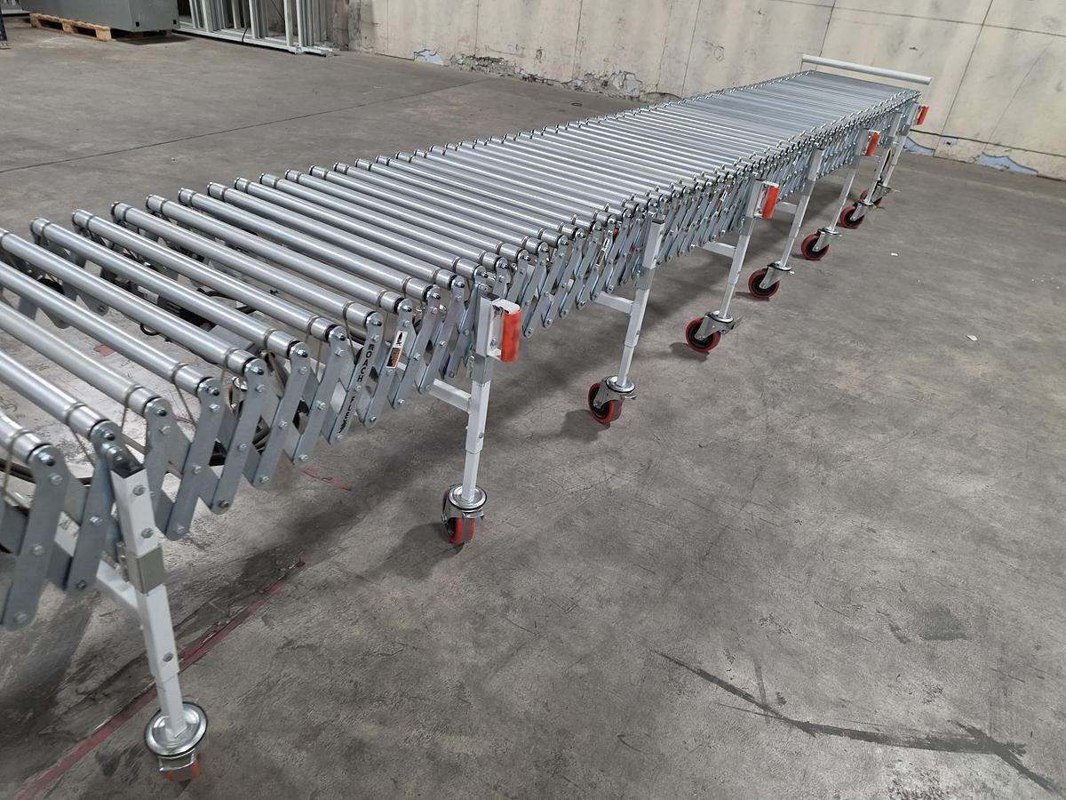 Used Roach Flexible Conveyor 30"x40' Zero pressure Accumulation (#709)