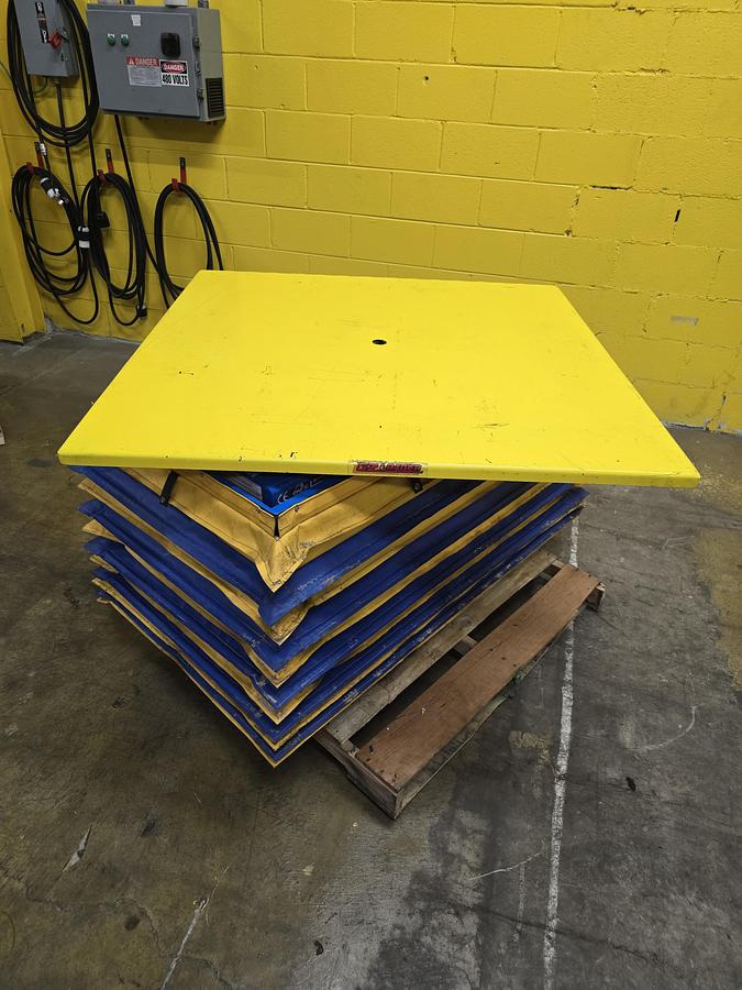 Used Bushman Pneumatic Scissor Lift Table Turntable (#457)