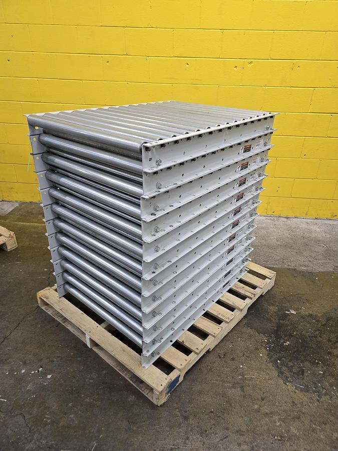 Used 2023 Intelligrated Gravity Conveyor 30.5" x 16' (#385)