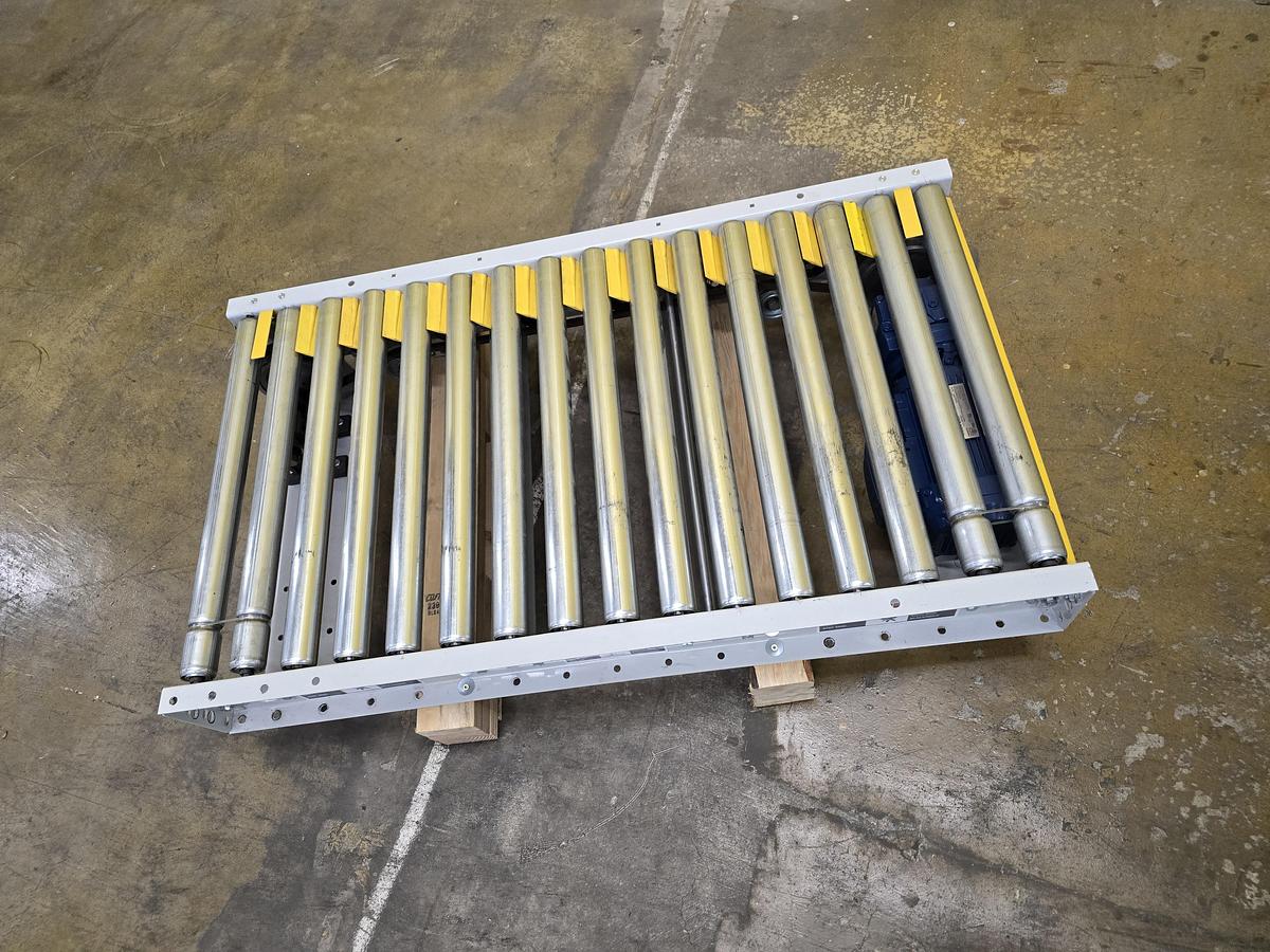 Used Hytrol 190ACC 28" x 4' Live Roller V-Belt Conveyor (#518)