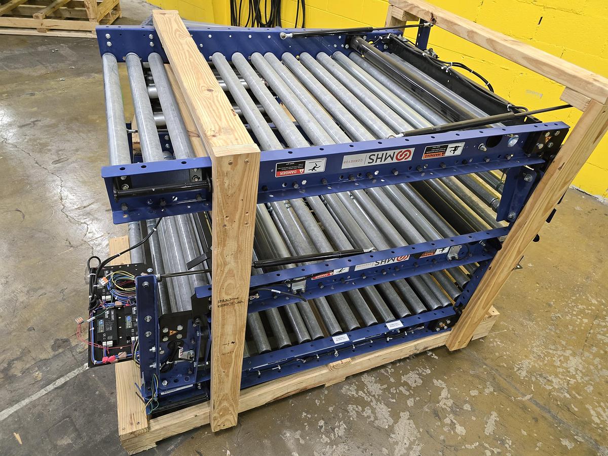 Used MHS Itoh Denki 34" MDR Lift Gate Live Roller Conveyor (#270)