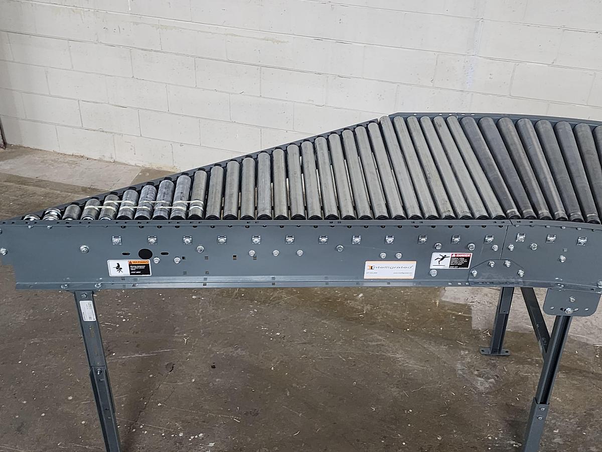 Used Intelligrated 28"b.f. Left Hand 30 Degree MDR Powered Zero Pressure Spur (#14A)