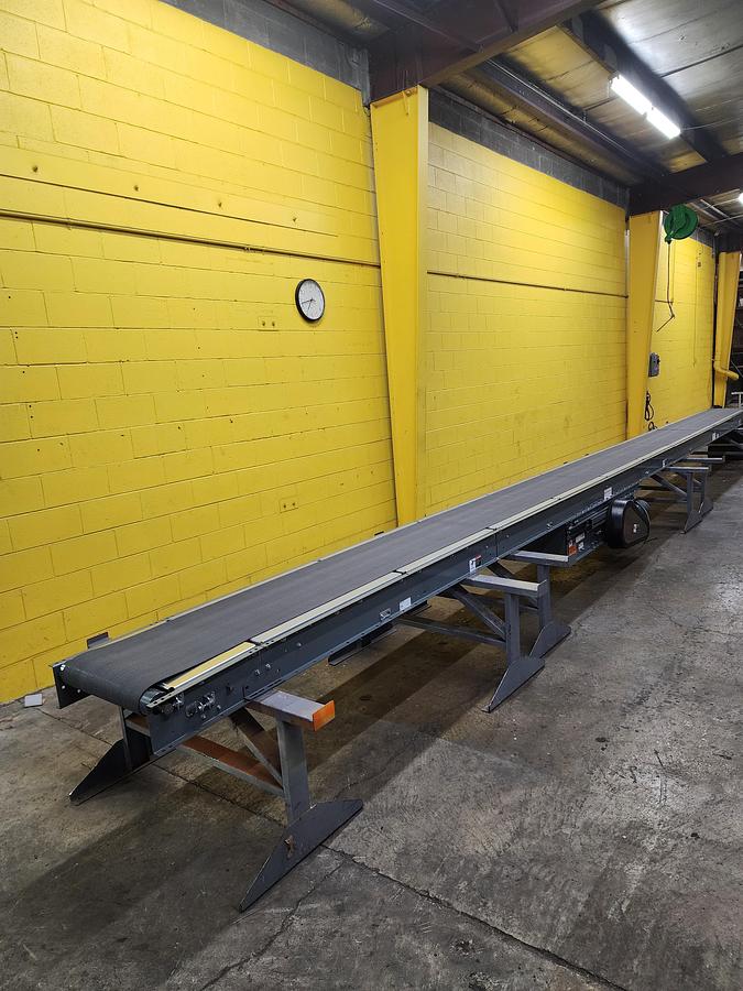 Used Intelligrated Slider Bed Belt Conveyor 24.5" x 33' (#103)