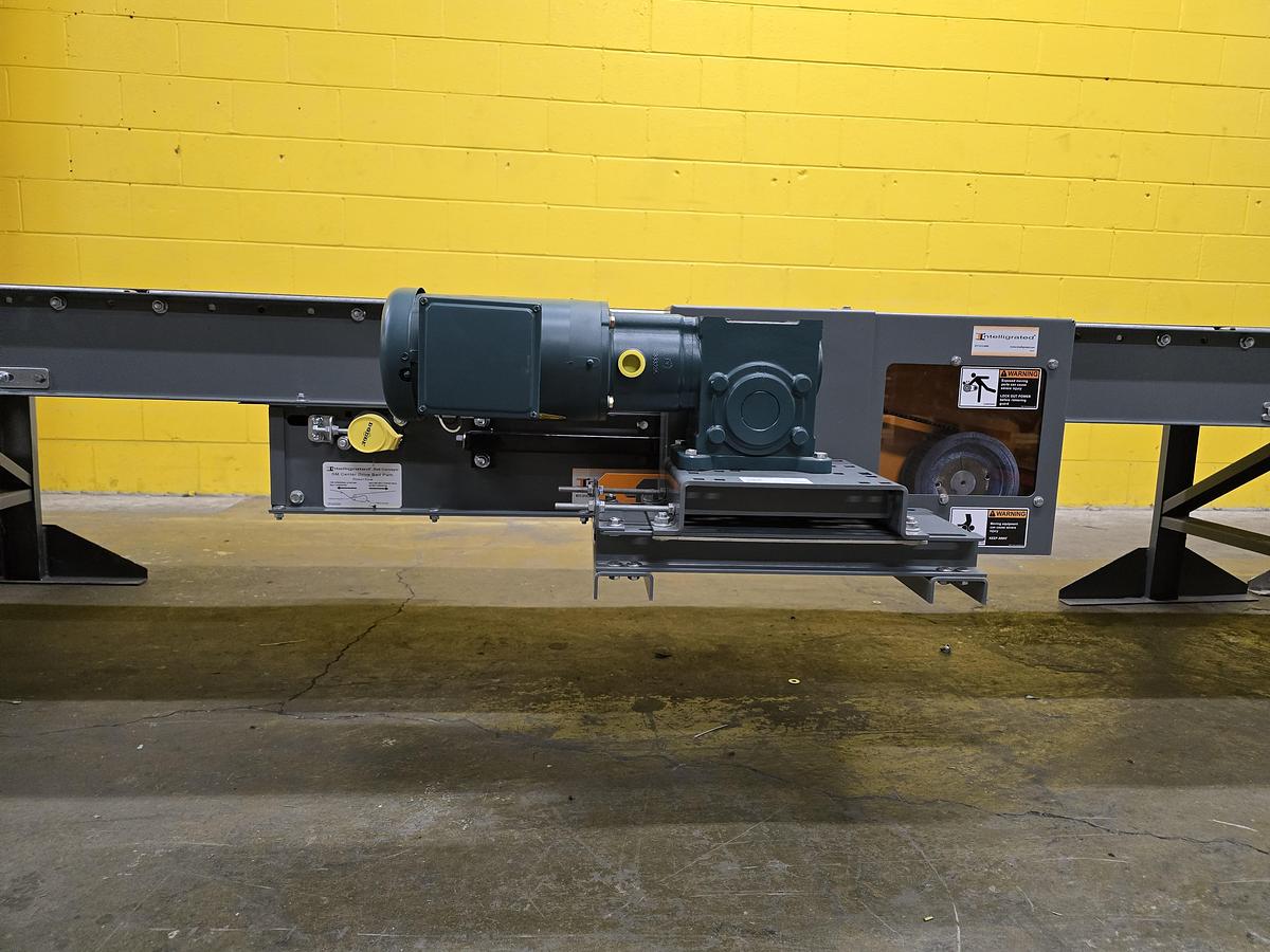 Intelligrated Slider Bed Belt Conveyor 30.5" x 27' NEW (#497)