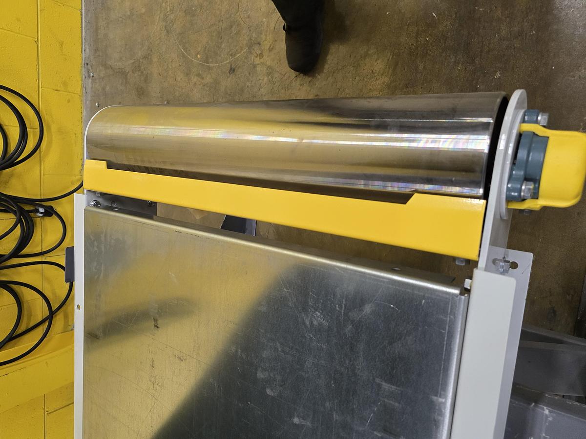 Used Hytrol Slider Bed Belt Conveyor 24" x 50' (#469)