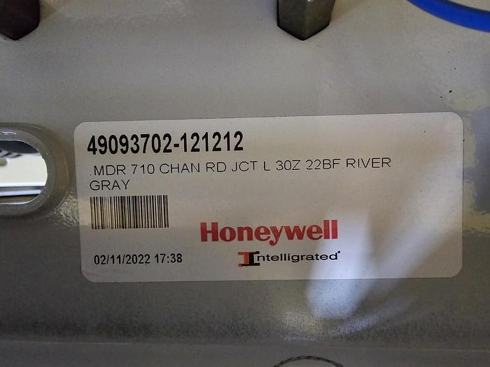 Used 2023 Intelligrated Zero Pressure MDR 710 Roller Conveyor RH DIVERT (#293)