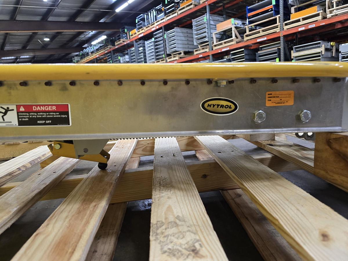 Used Hytrol 18" Lift Gate Conveyor (#638)