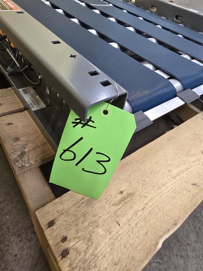 Used Intelligrated 28" x 30" MDR Belted Zero Pressure Accumulation Conveyor (#613)