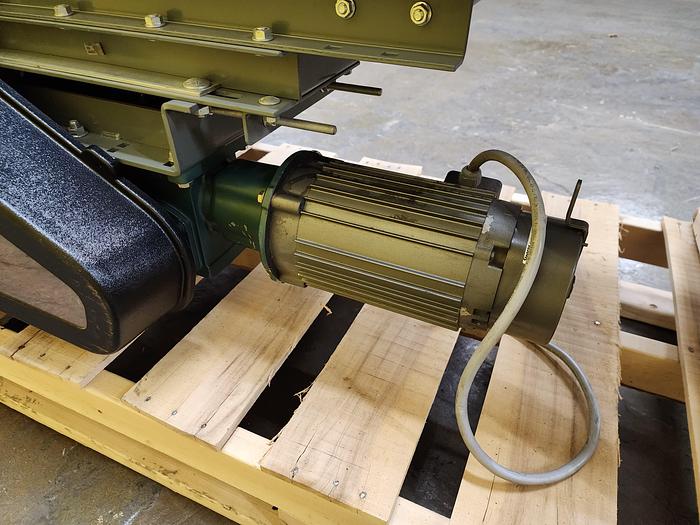 Used Intelligrated Slider Bed Belt Conveyor 24.5" x 21' (#245)