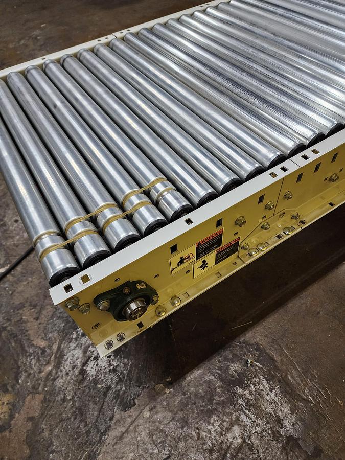 Used Intelligrated 30.5" x 18' Live Roller V-Belt Conveyor (#348)