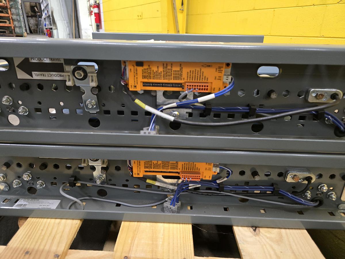 Used Intelligrated 28" x 30" MDR Belted Zero Pressure Accumulation Conveyor (#614)