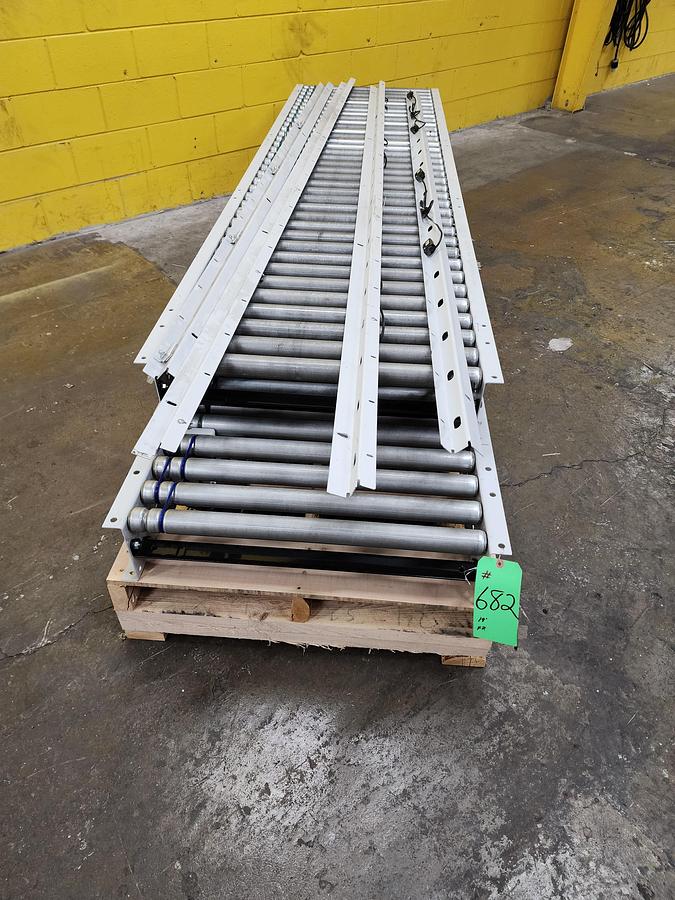 Used Hytrol 190E24EZ E24 Zero Pressure Roller Conveyor 30" x 19' (#682)