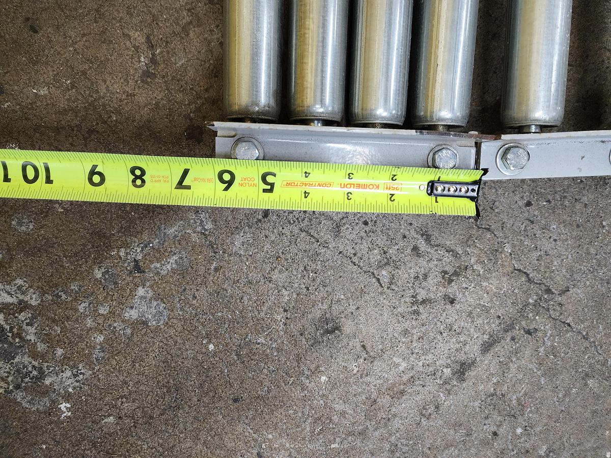 Used Hytrol 90 Degree Gravity Conveyor 22" (#690B)