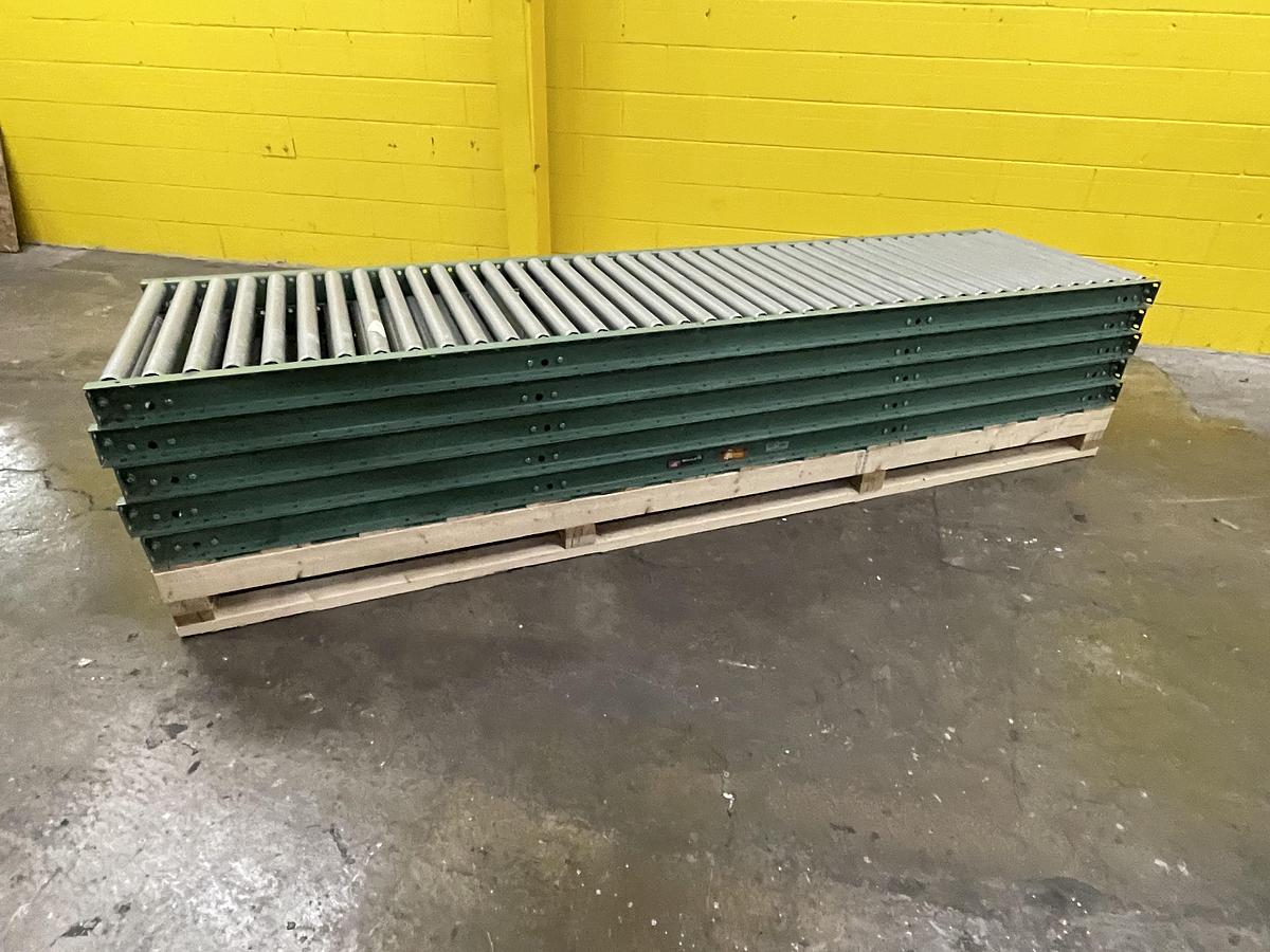 Used 30" x 33' Roach Gravity Conveyor (#254)