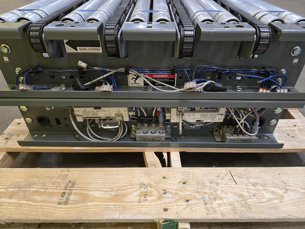 Used 2023 Intelligrated Zero Pressure MDR 710 Roller Conveyor RH DIVERT (#293)
