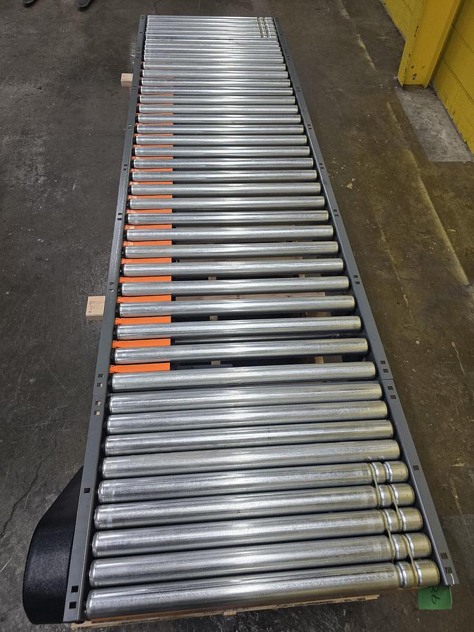 2018 Intelligrated 30.5"w x 9' Live Roller V-Belt Conveyor (526)