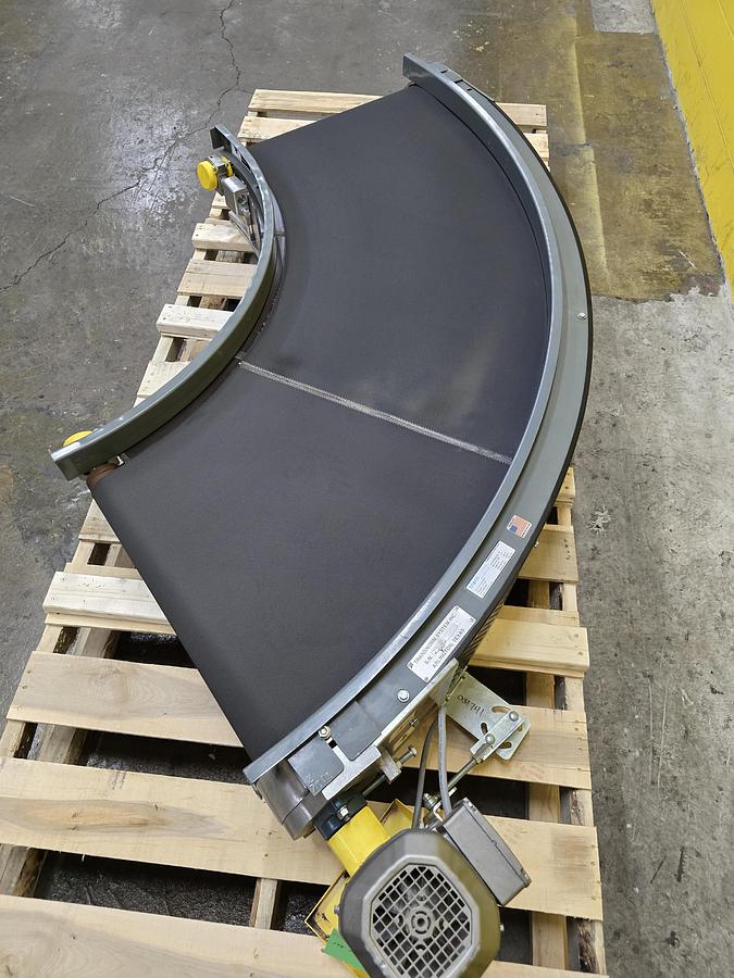 Used Transnorm 90 Degree Belted Curve Conveyor TS1500/140 V2 27" Belt, 36" IR (#396)