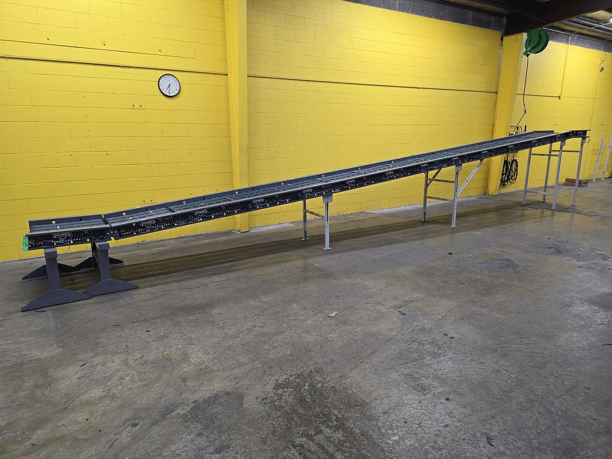 Used Intelligrated 28"bf x 35' MDR Belted Zero Pressure Incline Conveyor (#430)