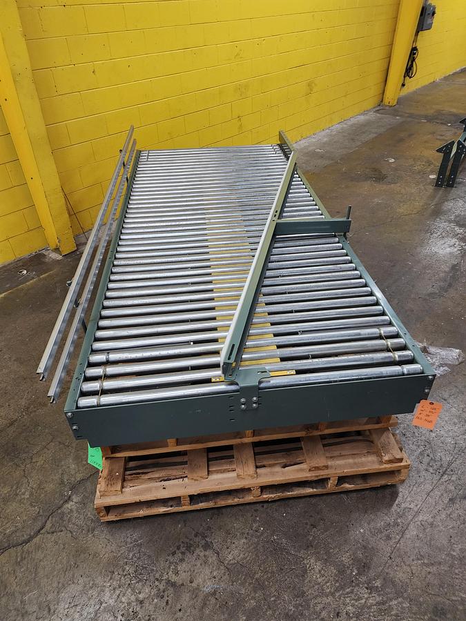 Used Hytrol ABLR Roller Bed Conveyor Merge Table 52"x10' (#170)
