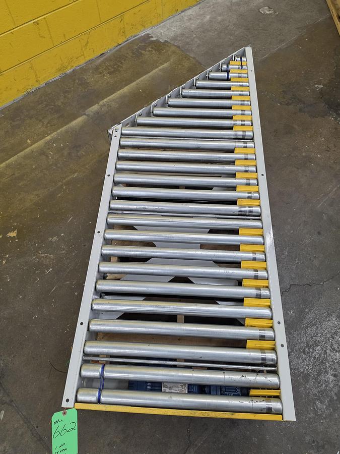 Used Intelligrated 28"b.f. Right Hand 30 Degree Live Roller Spur 60 Degree Curve V-Belt (#14A)