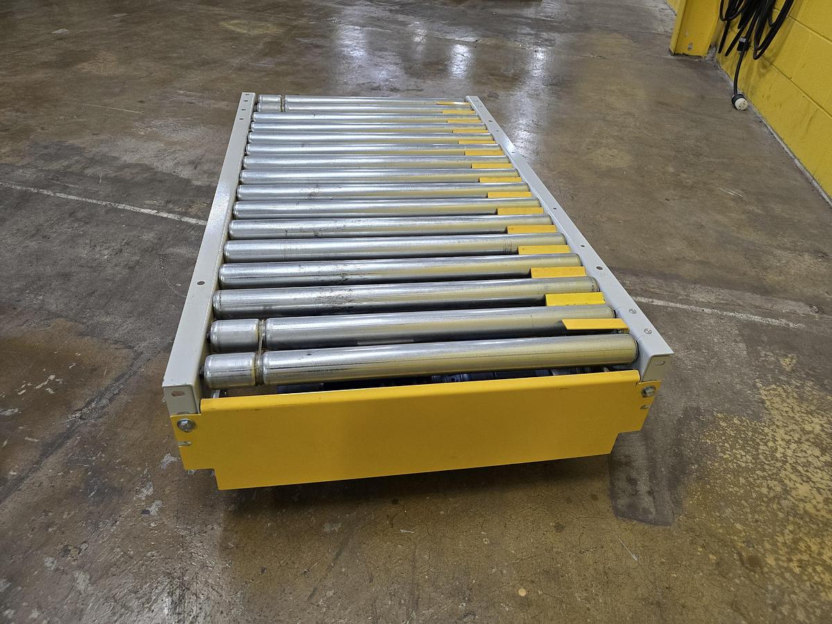 Used Hytrol 190ACC 28" x 4' Live Roller V-Belt Conveyor (#518)