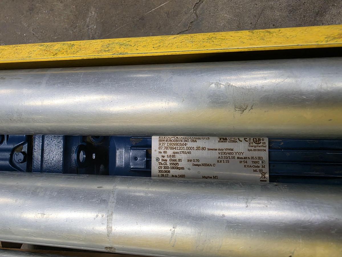 Used Intelligrated 28"b.f. R Hand 30 Degree Live Roller Spur 60 Degree Curve V-Belt (#14A)