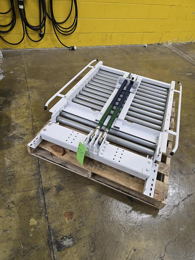 Used Hytrol 34" MDR Lift Gate Live Roller Conveyor (#575)