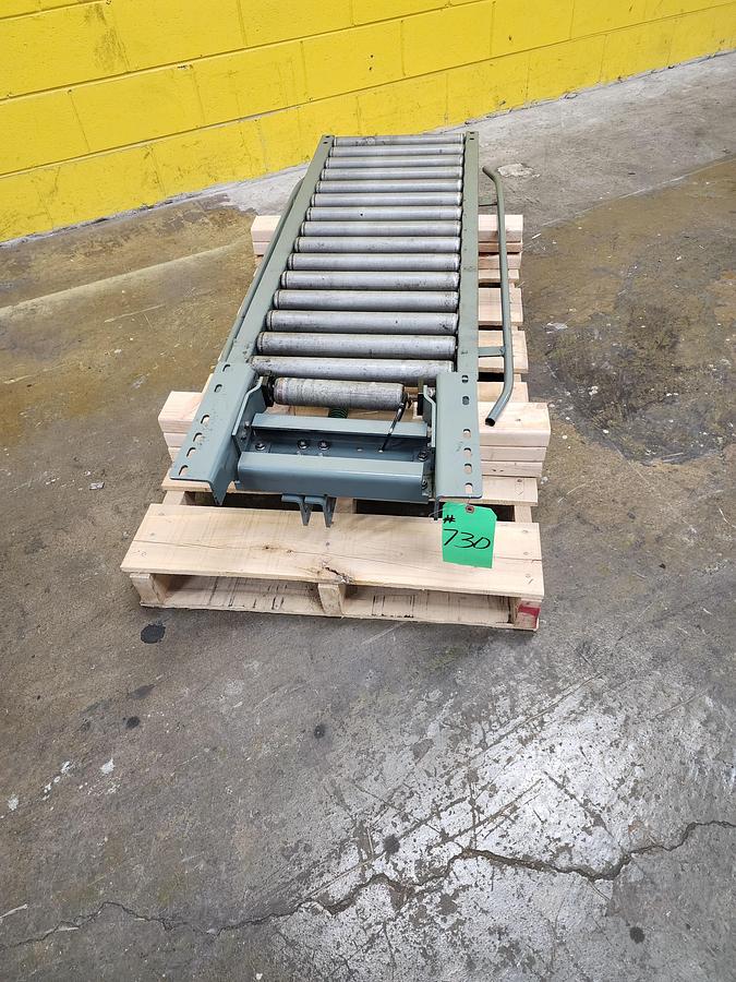 Used Hytrol 18" Lift Gate Conveyor (#730)