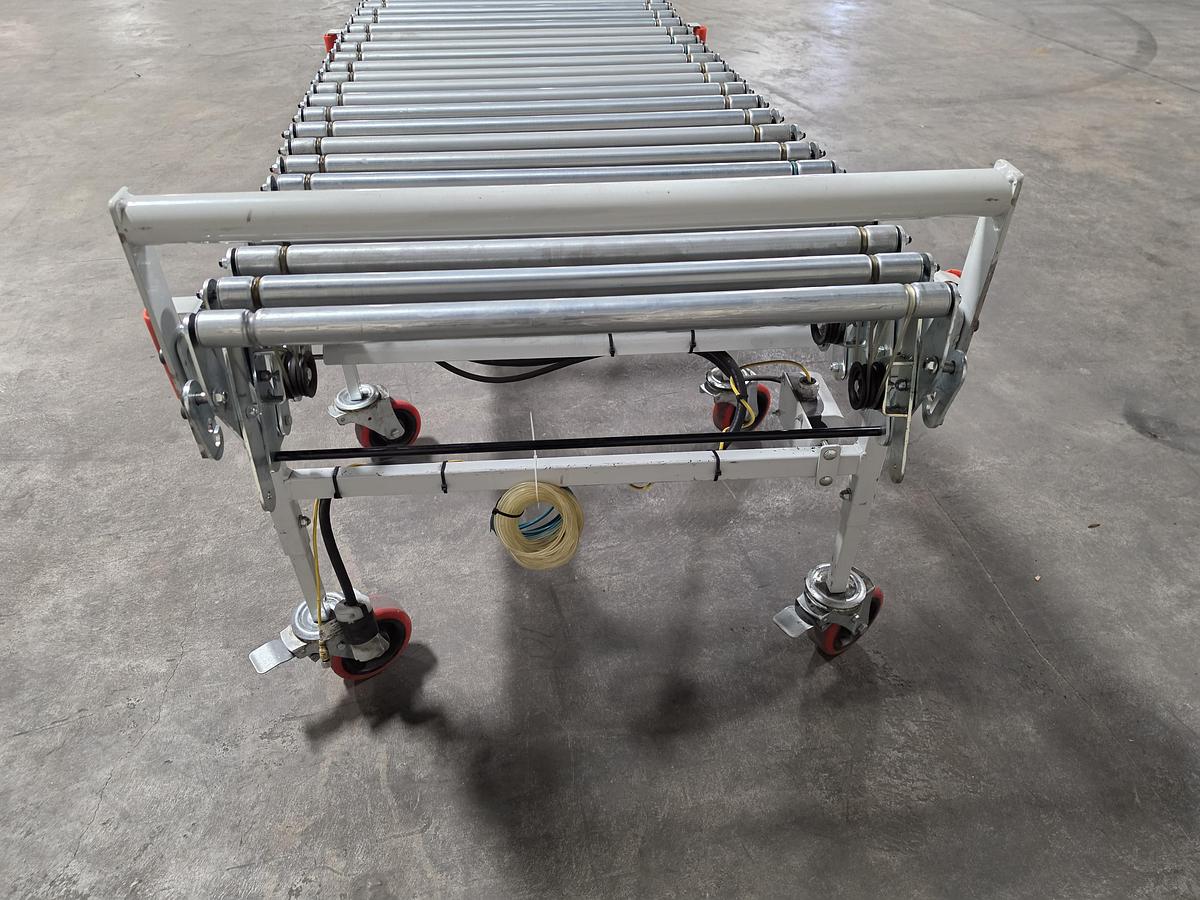 Used Roach Flexible Conveyor 30"x40' Zero pressure Accumulation (#709)