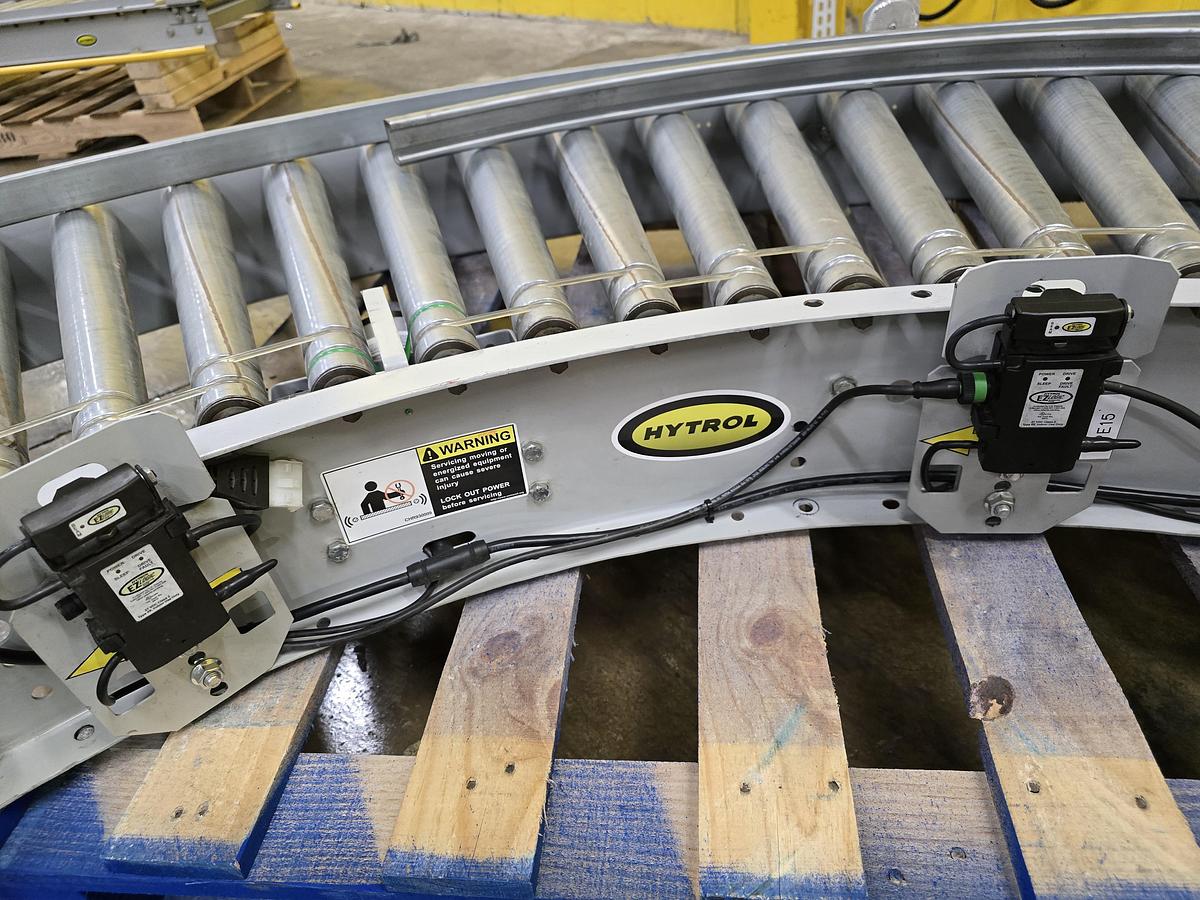 Used Hytrol 190E24EZC 24 volt Zero Pressure Accumulation Conveyor 90 Degree Curve 26" (#639)