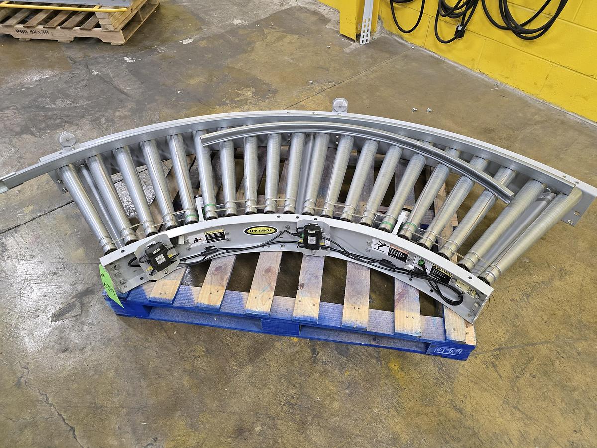 Used Hytrol 190E24EZC 24 volt Zero Pressure Accumulation Conveyor 90 Degree Curve 26" (#639)