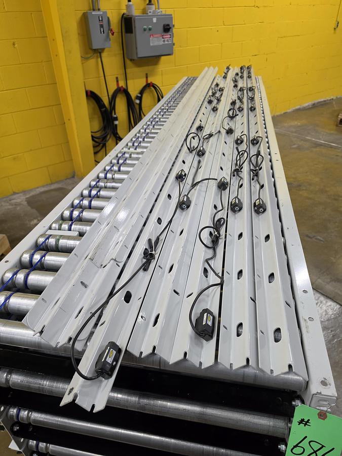 Used Hytrol 190E24EZ E24 Zero Pressure Roller Conveyor 30" x 58'6" (#686)