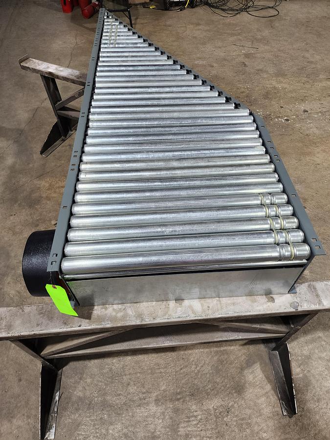 Used Intelligrated 24.5" Left Hand Powered Live Roller Spur (#14A)