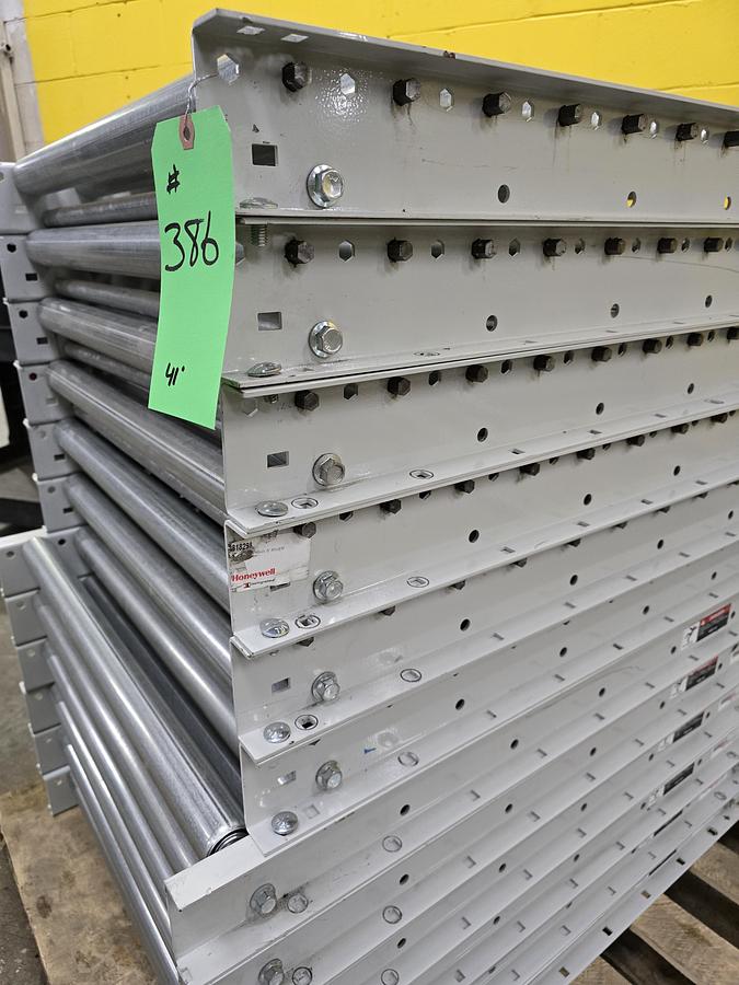 Used 2023 Intelligrated Gravity Conveyor 30.5" x 20' (#386A)