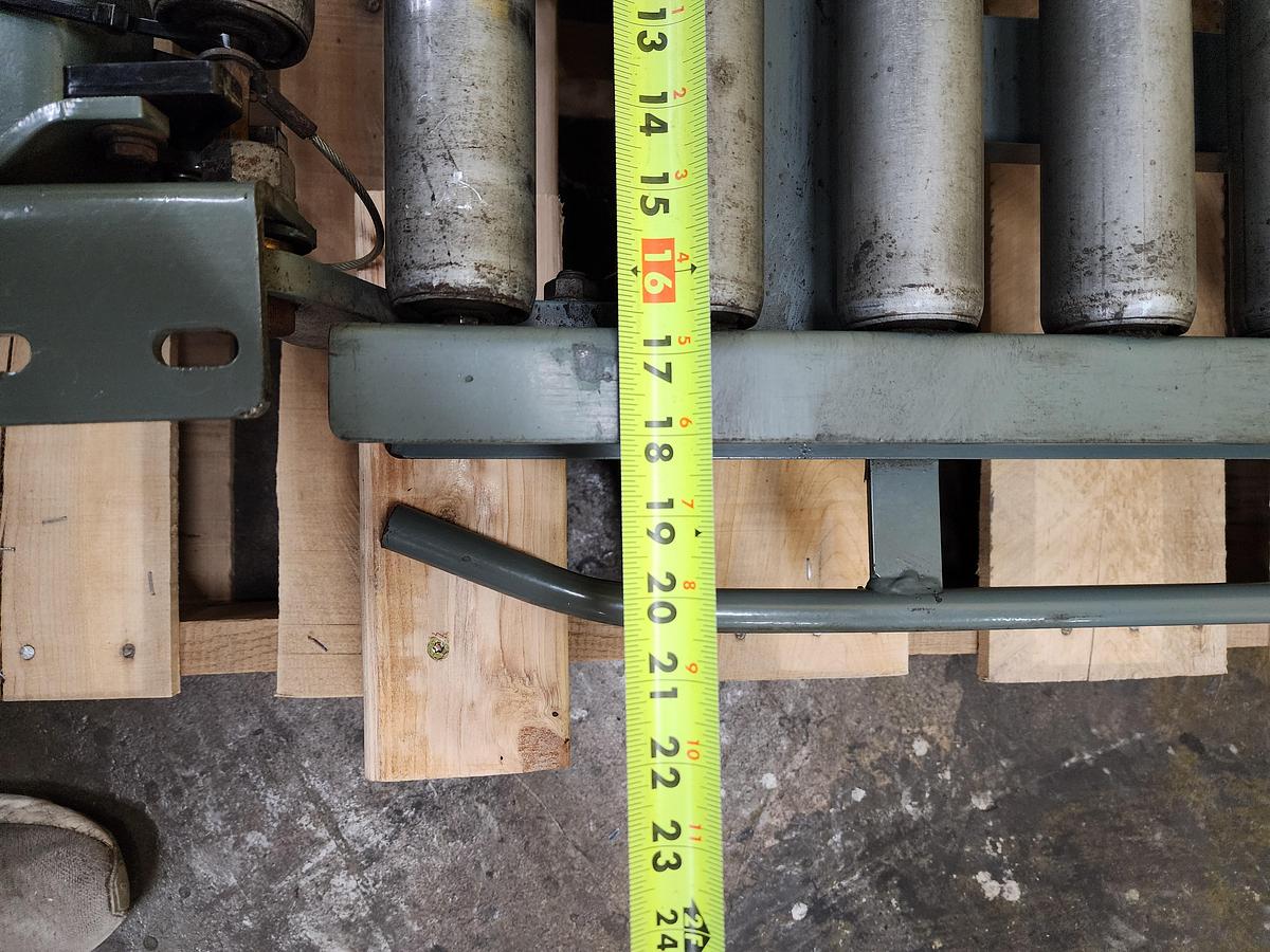 Used Hytrol 18" Lift Gate Conveyor (#730)