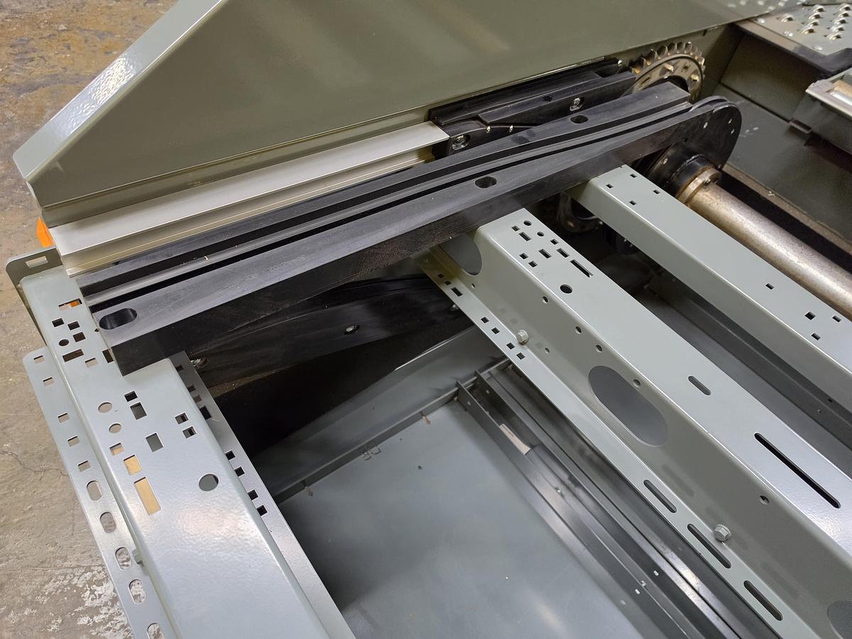 Used Intelligrated Intellisort Sliding Shoe Sorter Drive (#700)