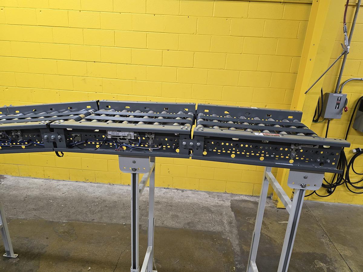 Used Intelligrated 22" x 32.5' MDR Belted Zero Pressure Incline Conveyor (#442)