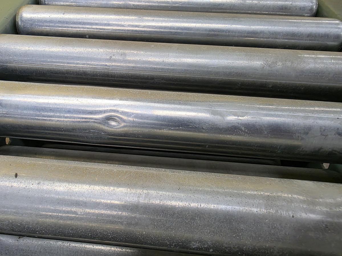Used 18" x 37'6" Hytrol Gravity Conveyor (#257)