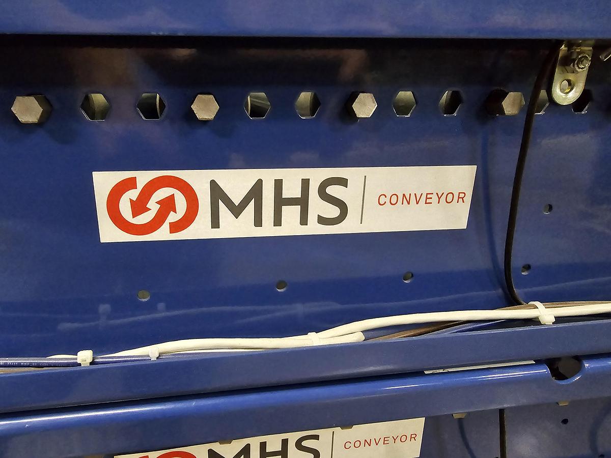 Used MHS Itoh Denki 22" x 40' MDR Zero Pressure Accumulation Roller Conveyor (#282A)
