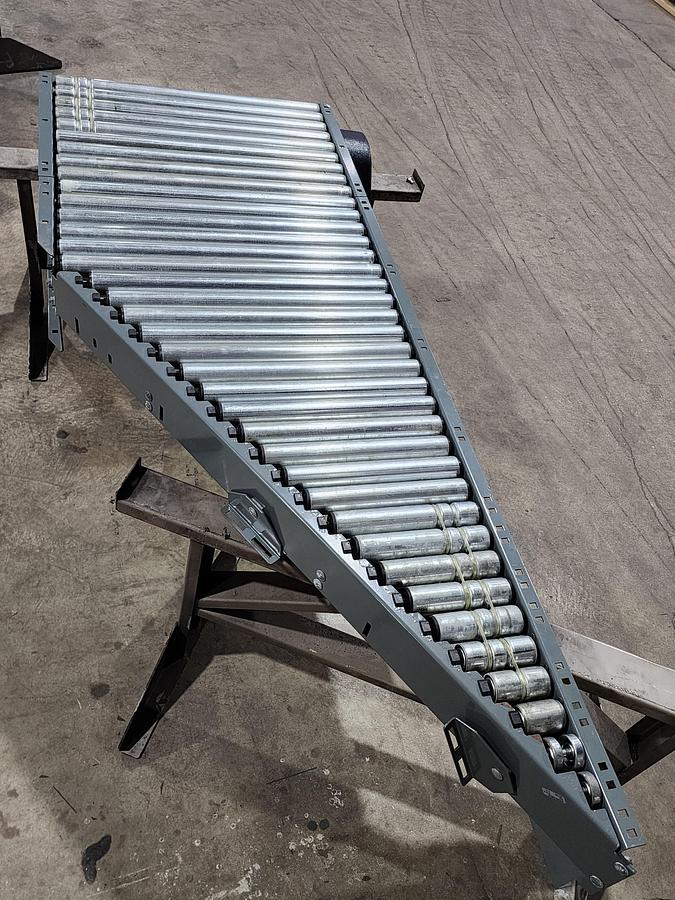 Used Intelligrated 24.5" Left Hand Powered Live Roller Spur (#14A)