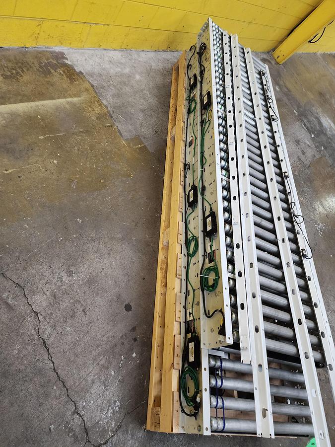 Used Hytrol 190E24EZ E24 Zero Pressure Roller Conveyor 30" x 19' (#682)